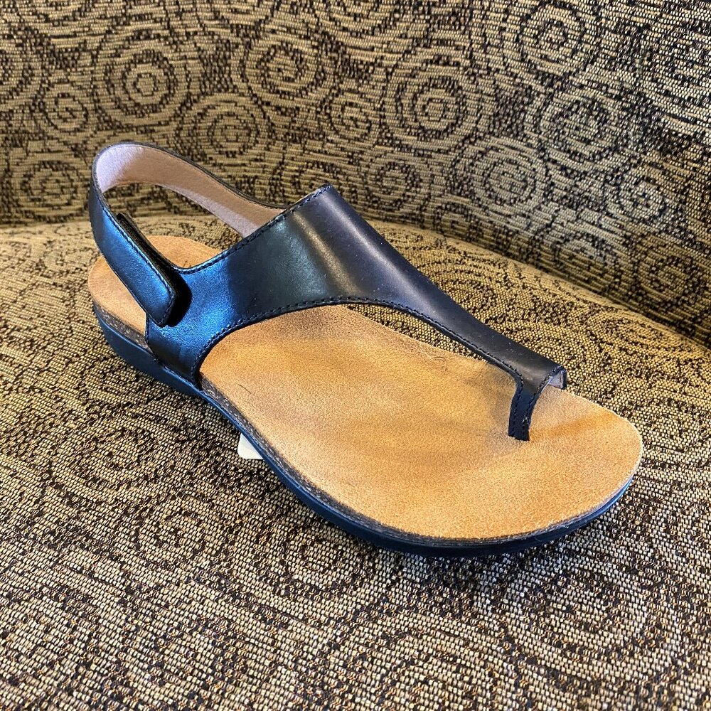 Dansko - Reece Black - Multiple Sizes (NEW W/ BOX)